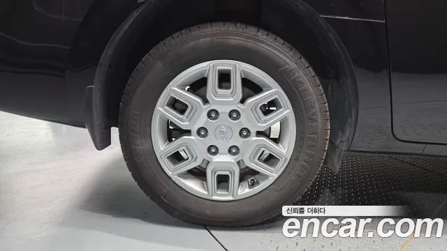 Hyundai Staria 2022 thumb 5