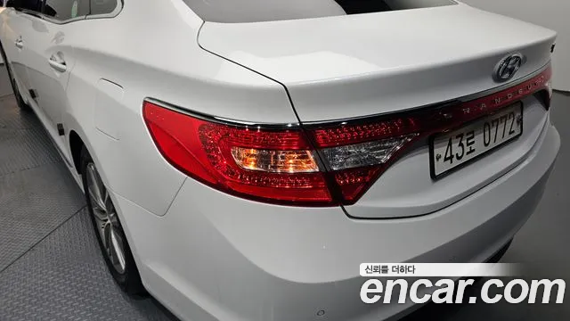 Hyundai Grandeur 2016 thumb 9