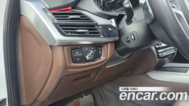 BMW X5 2018 thumb 10