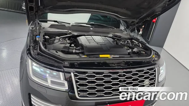 Land Rover Range Rover 2019 thumb 6