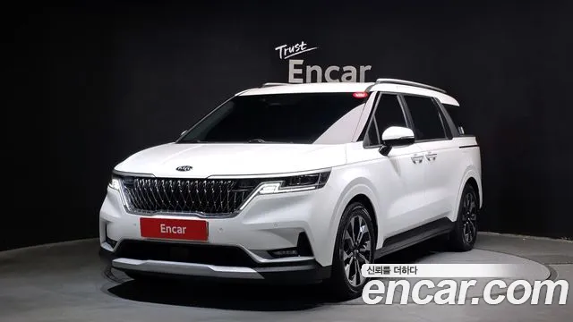 Kia Carnival 2021 thumb 2