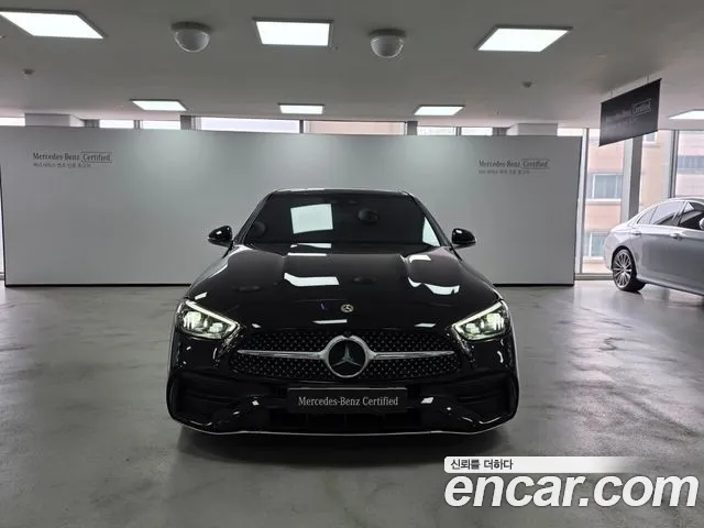 Mercedes-Benz C-Class 2023 thumb 3