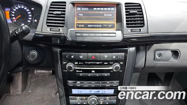 Kia Opirus 2009 thumb 12