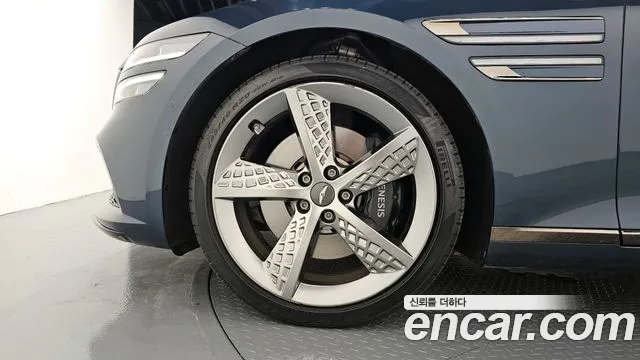 Genesis G80 2022 thumb 12