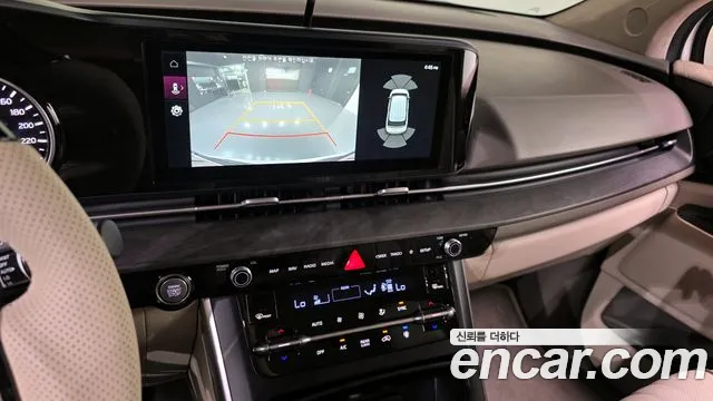 Kia Carnival 2023 thumb 4