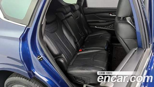 Hyundai Santa Fe 2018 thumb 9