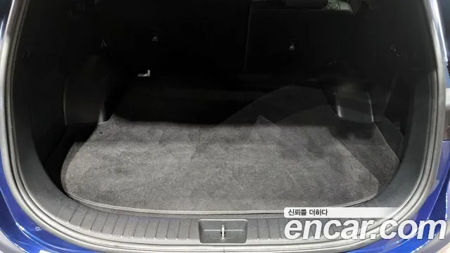 Hyundai Santa Fe 2018 thumb 6