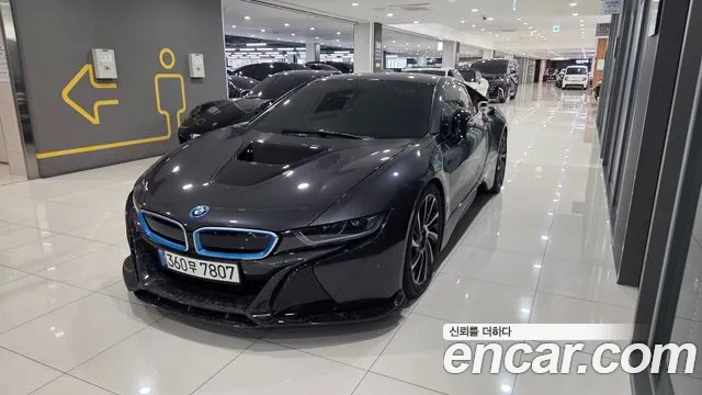 BMW i8 2016 thumb 12