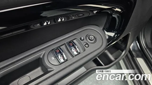 Mini Cooper Countryman 2023 thumb 5