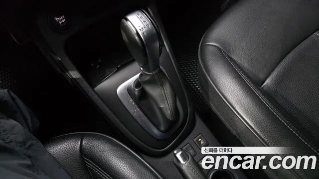 Renault QM3 2019 thumb 10