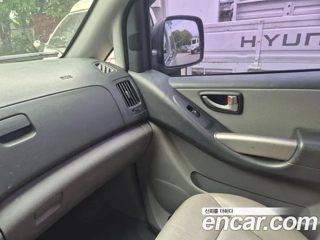 Hyundai Staria 2013 thumb 11