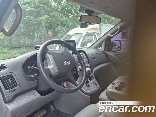 Hyundai Staria 2013 thumb 5