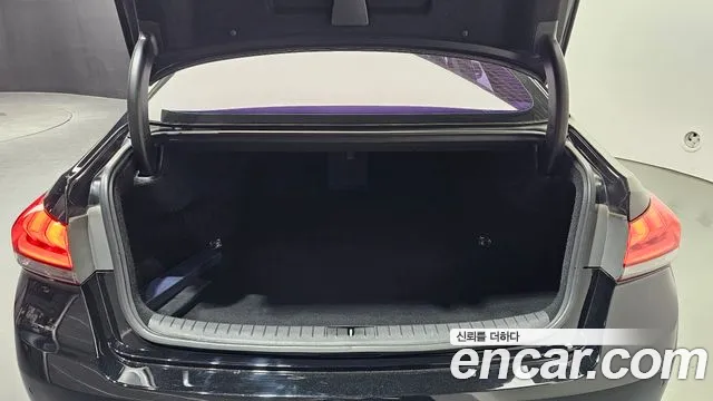 Hyundai Genesis 2014 thumb 9