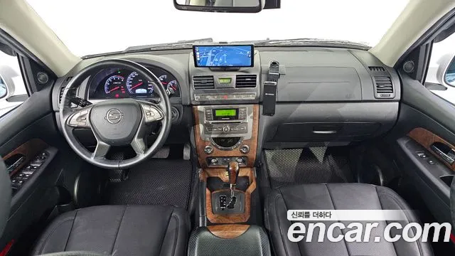 KGM Rexton 2016 thumb 12