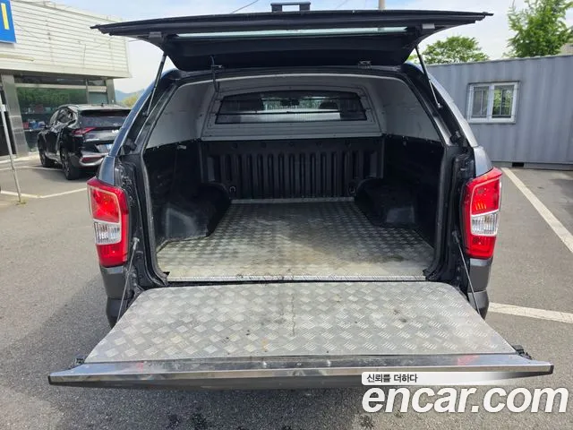 KGM Rexton 2019 thumb 3