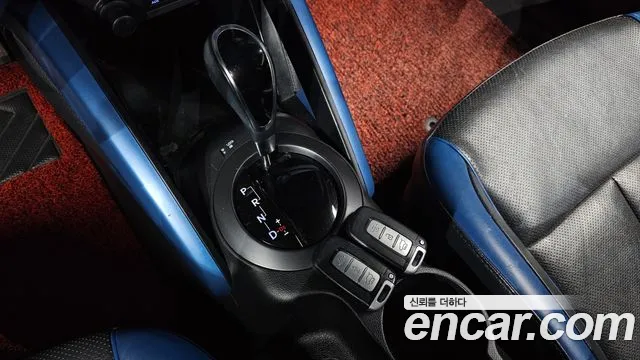 Hyundai Veloster 2014 thumb 8