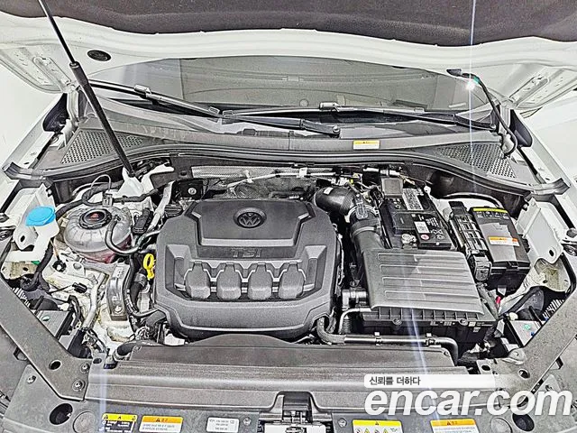 Volkswagen Tiguan Allspace 2022 thumb 8