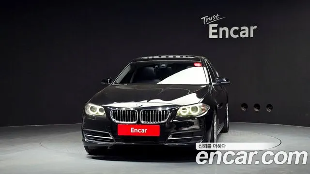 BMW 5 серии 2015 thumb 12