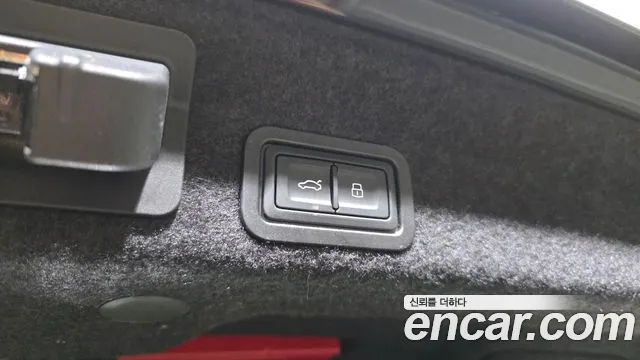 Audi A6 2023 thumb 4