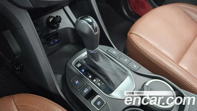 Hyundai Санта Фе 2013 thumb 9