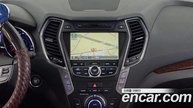 Hyundai Санта Фе 2013 thumb 12