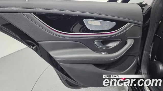 Mercedes-Benz AMG GT 2021 thumb 3