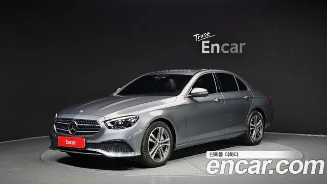 Mercedes-Benz E-Class 2022 thumb 10