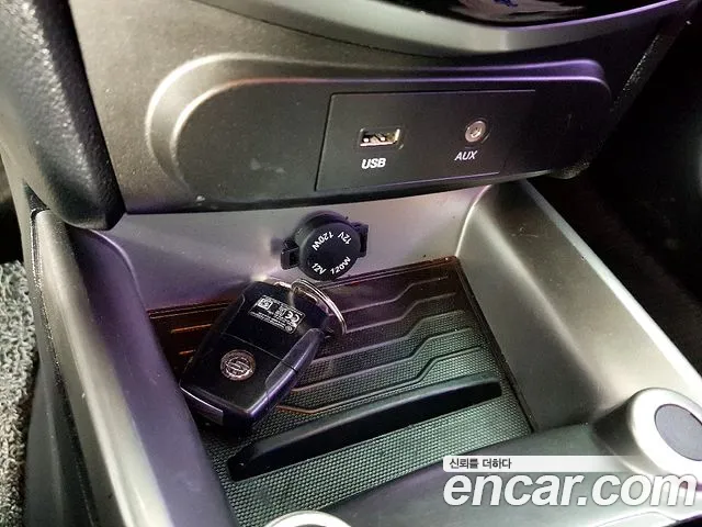 KGM Tivoli 2015 thumb 6