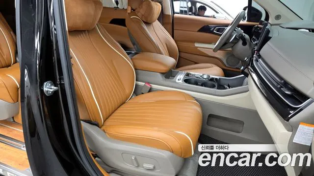 Kia Carnival 2024 thumb 11