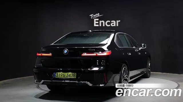 BMW 7 серии 2025 thumb 3