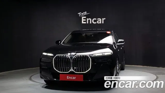 BMW 7 серии 2025 thumb 12