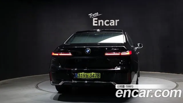 BMW 7 серии 2025 thumb 11