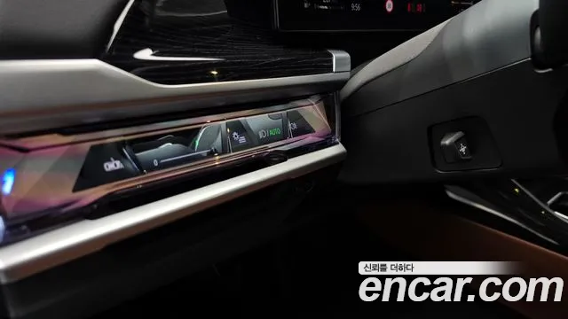 BMW 7 серии 2025 thumb 4