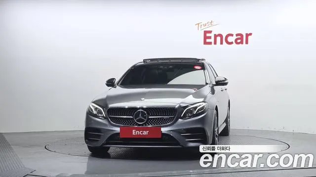 Mercedes-Benz E-Class 2017 thumb 4