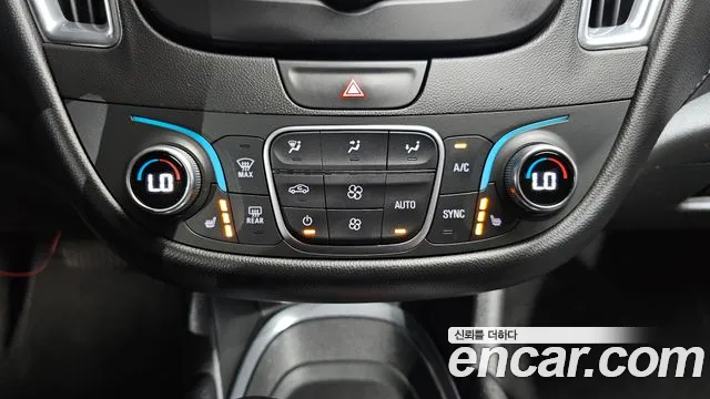 Chevrolet Malibu 2018 thumb 2