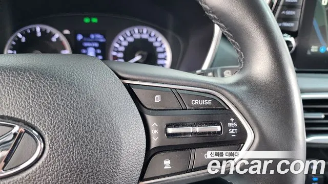 Hyundai Santa Fe 2018 thumb 11