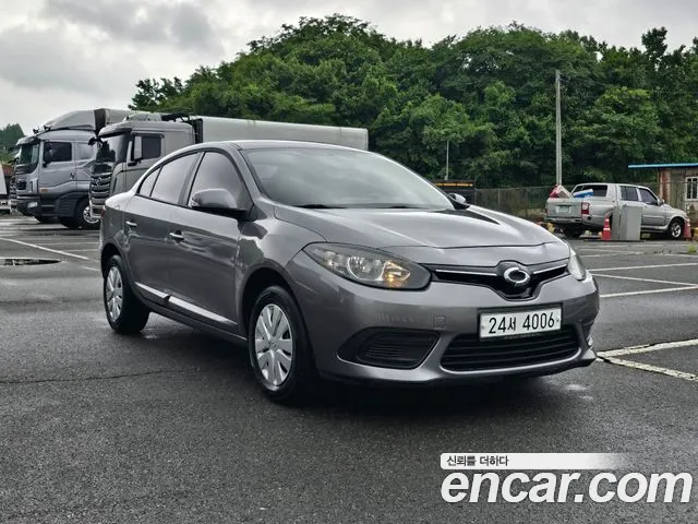 Renault SM3 2015 thumb 3