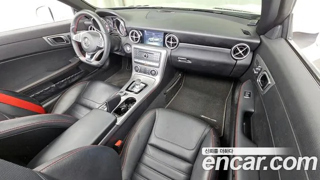 Mercedes-Benz SLC-Класс 2018 thumb 7
