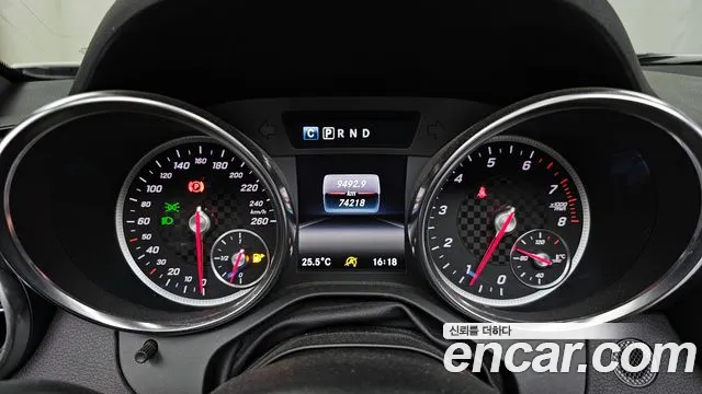 Mercedes-Benz SLC-Класс 2018 thumb 8