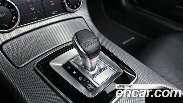 Mercedes-Benz SLC-Класс 2018 thumb 9