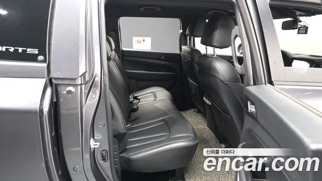 KGM Rexton 2019 thumb 10