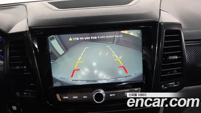 KGM Rexton 2019 thumb 9