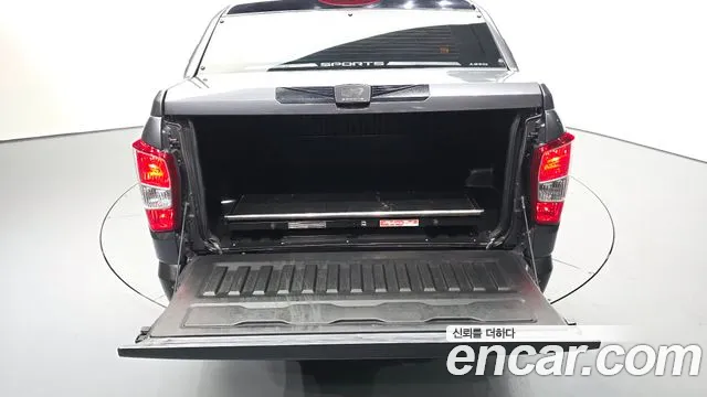 KGM Rexton 2019 thumb 12