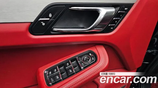 Porsche Macan 2014 thumb 11