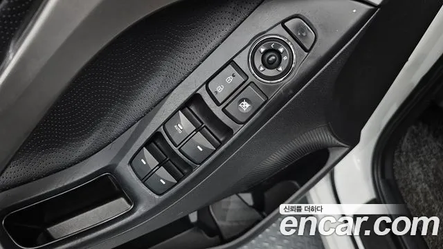 Hyundai Avante 2011 thumb 10