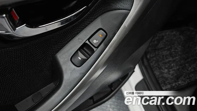 Hyundai Avante 2011 thumb 4