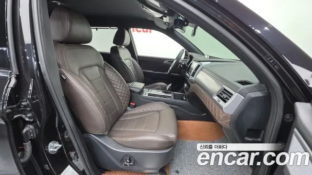 KGM Rexton 2023 thumb 4