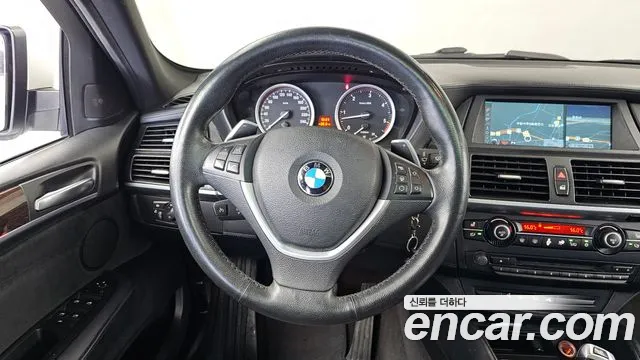 BMW X6 2013 thumb 10