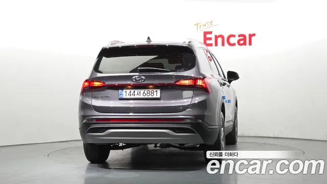 Hyundai Santa Fe 2020 thumb 4