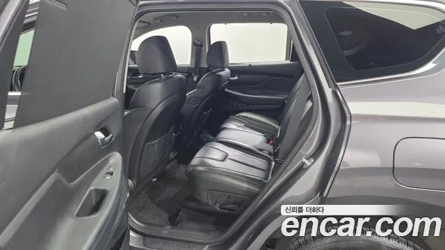 Hyundai Santa Fe 2020 thumb 11